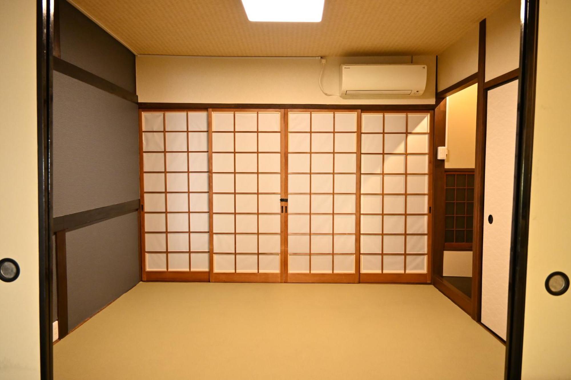 Kyoto Central Base Bagian luar foto